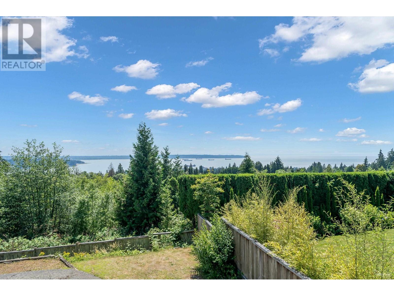 Property at 1368 TYROL ROAD image 3