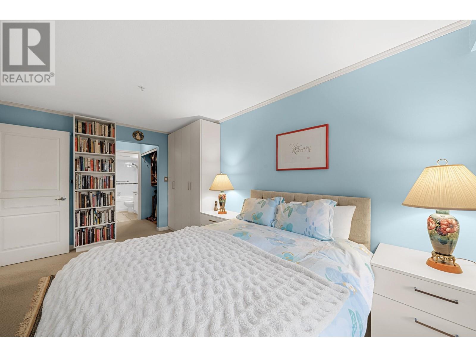 Listing Picture 19 of 33 : 202 2161 W 12TH AVENUE, Vancouver / 溫哥華 - 魯藝地產 Yvonne Lu Group - MLS Medallion Club Member