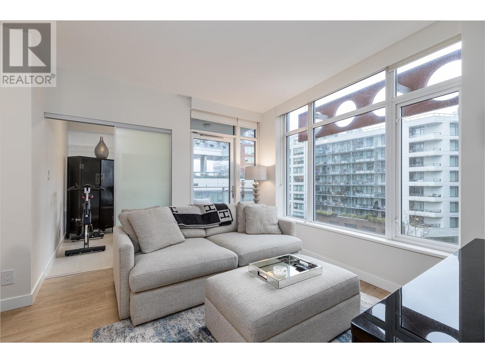 Listing Picture 12 of 24 : 602 111 E 1ST AVENUE, Vancouver / 溫哥華 - 魯藝地產 Yvonne Lu Group - MLS Medallion Club Member