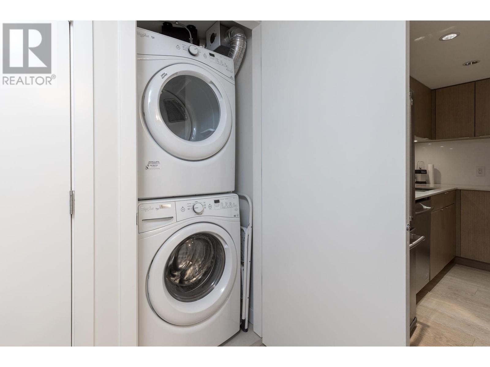 Listing Picture 18 of 24 : 602 111 E 1ST AVENUE, Vancouver / 溫哥華 - 魯藝地產 Yvonne Lu Group - MLS Medallion Club Member