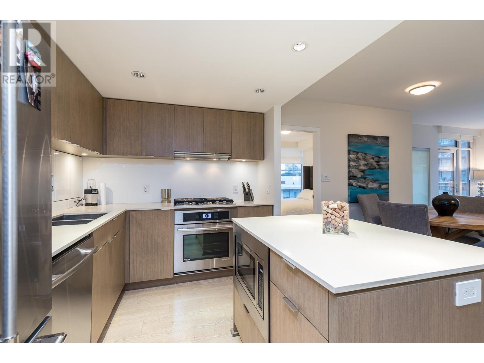 Listing Picture 5 of 24 : 602 111 E 1ST AVENUE, Vancouver / 溫哥華 - 魯藝地產 Yvonne Lu Group - MLS Medallion Club Member