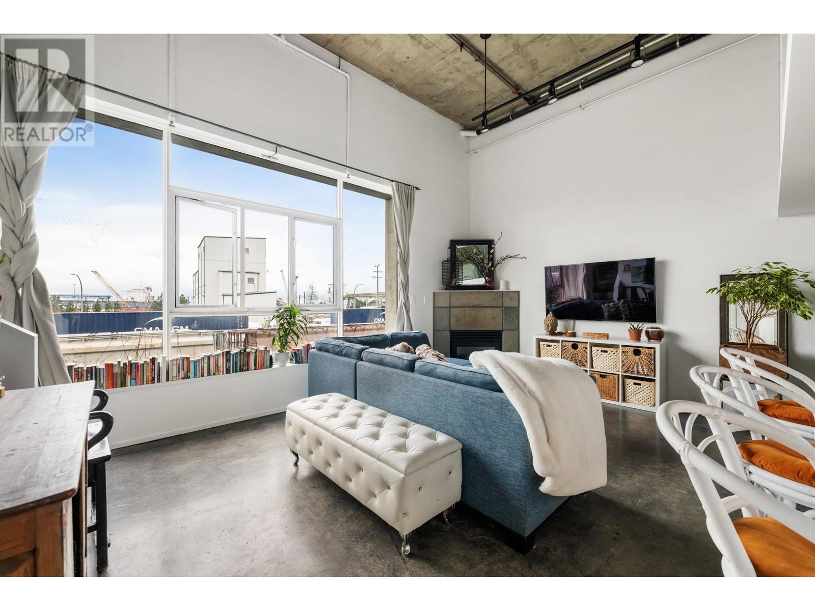 208 2001 Wall Street, Vancouver, British Columbia  V5L 5E4 - Photo 4 - R2956945