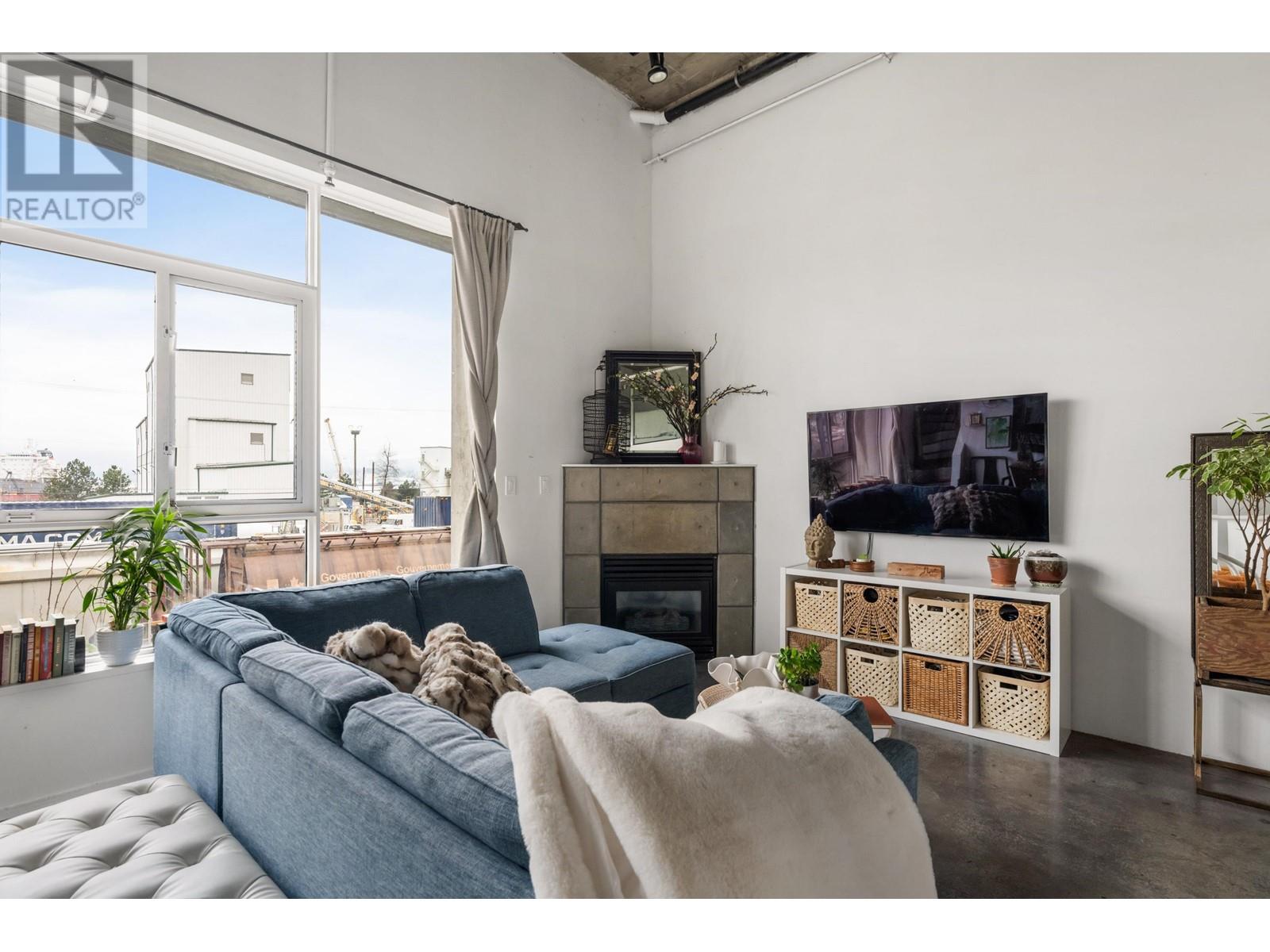 208 2001 Wall Street, Vancouver, British Columbia  V5L 5E4 - Photo 5 - R2956945