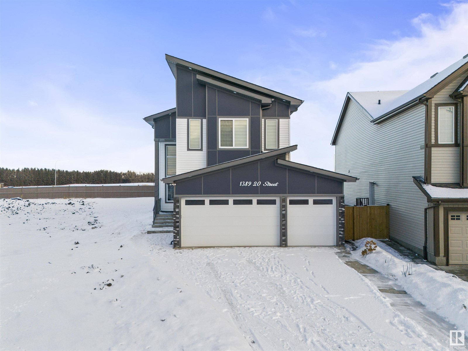 1389 20 St Nw, Edmonton, Alberta  T6T 2M7 - Photo 2 - E4418108