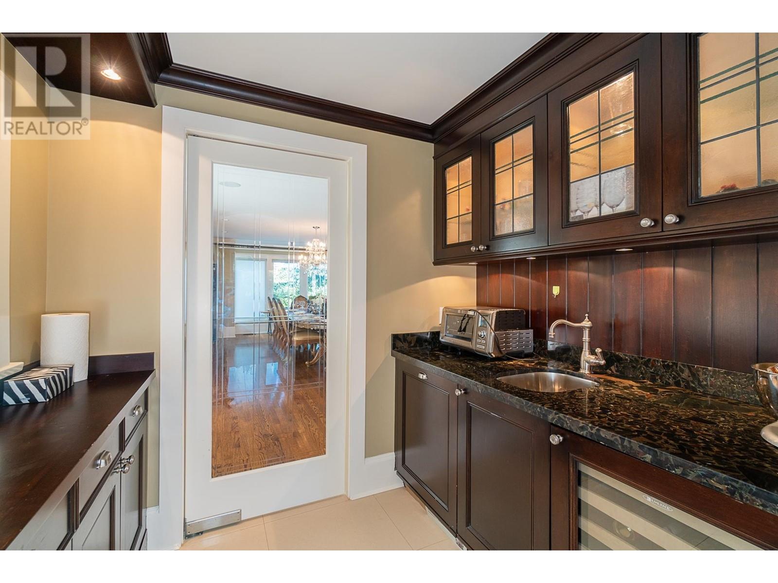 6630 Marine Crescent, Vancouver, British Columbia  V6P 5X1 - Photo 13 - R2956211