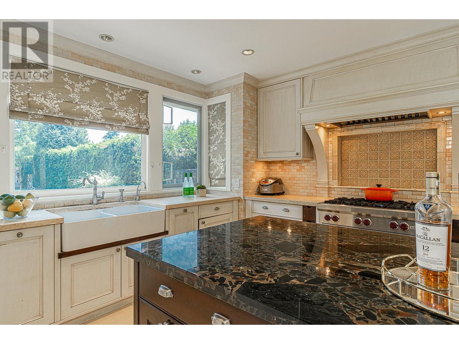 6630 Marine Crescent, Vancouver, British Columbia  V6P 5X1 - Photo 16 - R2956211