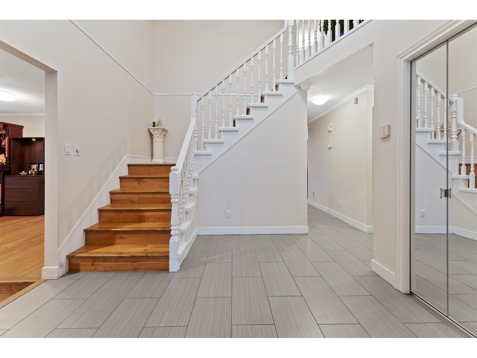14077 84th Avenue, Surrey, British Columbia  V3W 0V5 - Photo 8 - R2956398