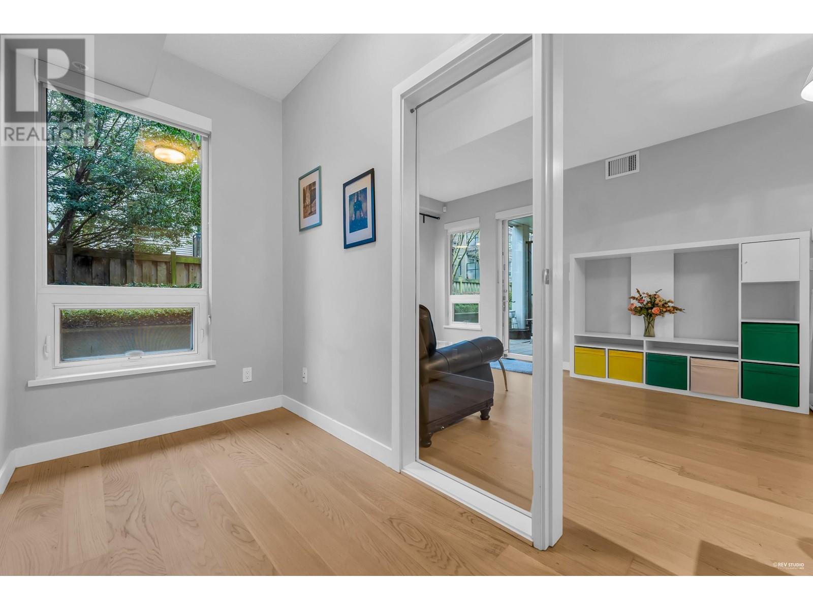 Listing Picture 11 of 25 : 127 9333 TOMICKI AVENUE, Richmond / 烈治文 - 魯藝地產 Yvonne Lu Group - MLS Medallion Club Member