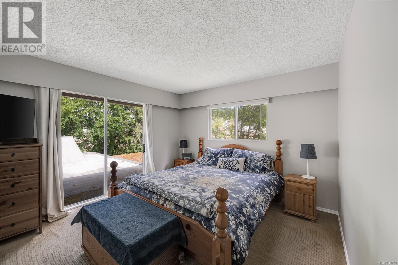 Property at 734 Latoria Rd image 2