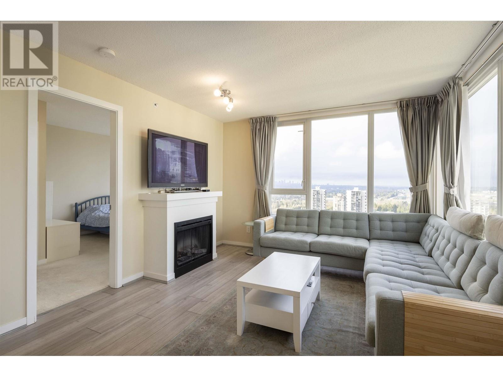 Listing Picture 15 of 35 : 2502 9888 CAMERON STREET, Burnaby / 本拿比 - 魯藝地產 Yvonne Lu Group - MLS Medallion Club Member