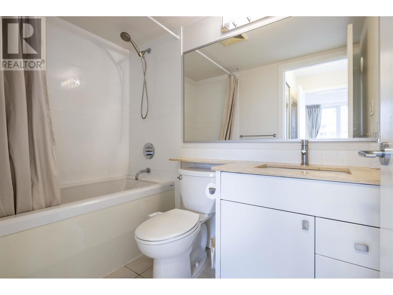 Listing Picture 20 of 35 : 2502 9888 CAMERON STREET, Burnaby / 本拿比 - 魯藝地產 Yvonne Lu Group - MLS Medallion Club Member