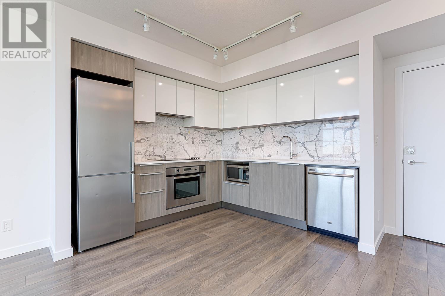 2703 6461 Telford Avenue, Burnaby, British Columbia  V5H 0B7 - Photo 3 - R2956692