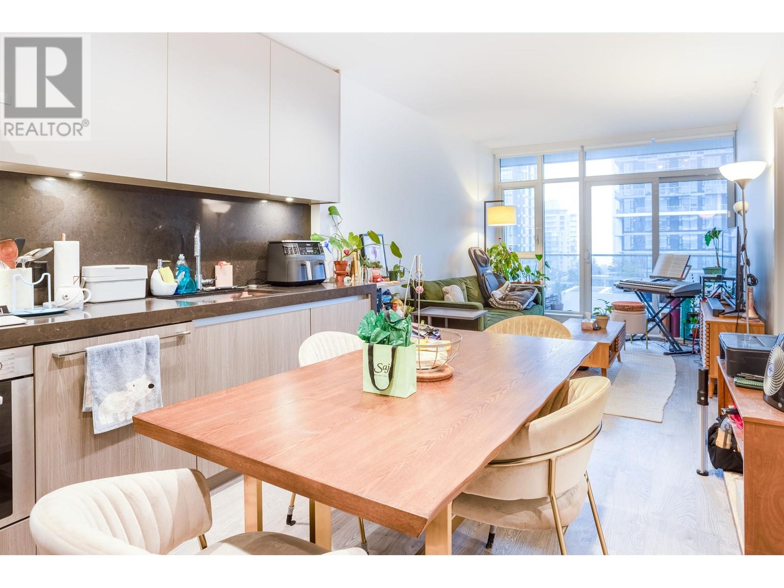 Listing Picture 9 of 33 : 606 6080 MCKAY AVENUE, Burnaby / 本拿比 - 魯藝地產 Yvonne Lu Group - MLS Medallion Club Member