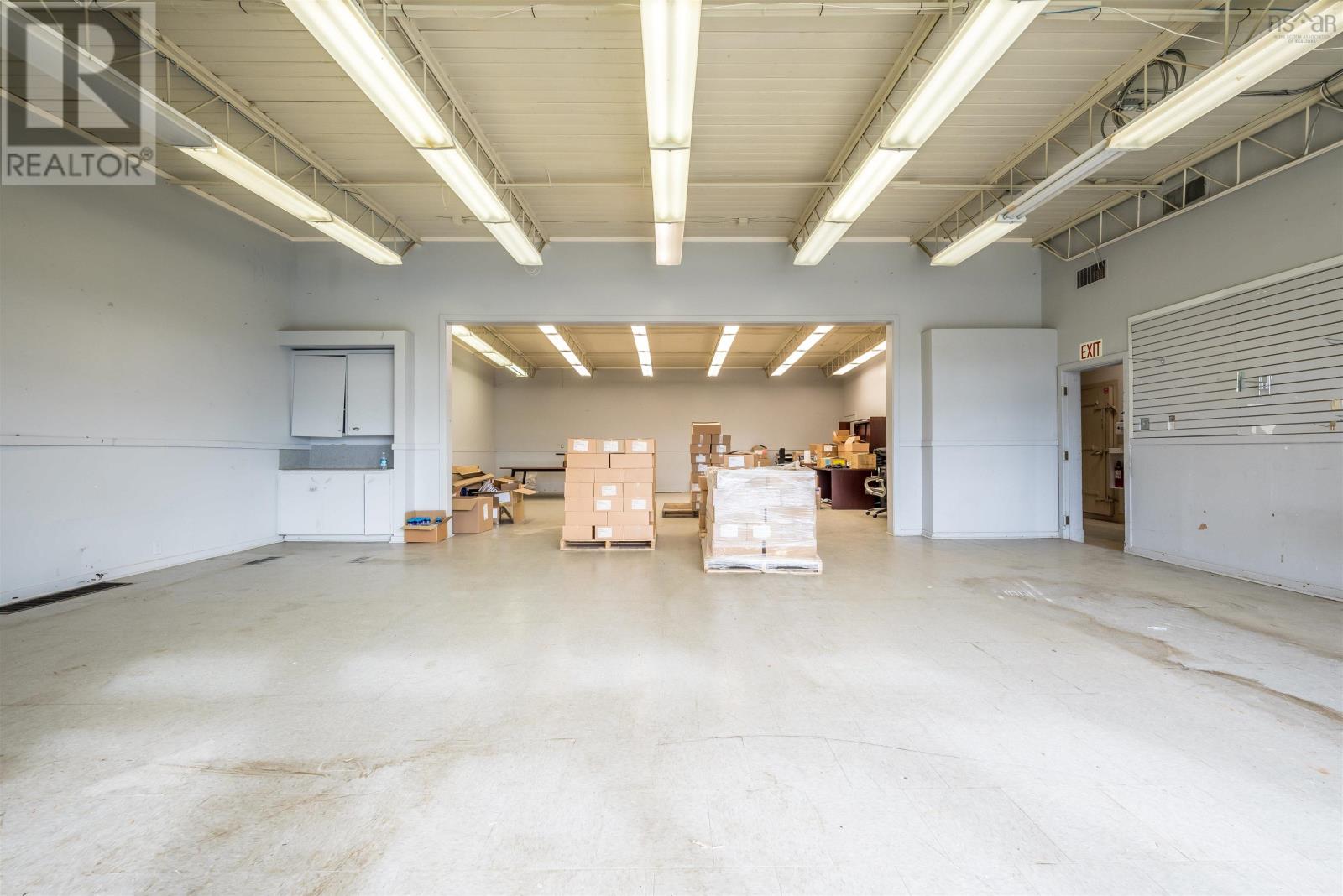 3182 Highway 2, Fall River, Nova Scotia  B2T 1J5 - Photo 14 - 202500988