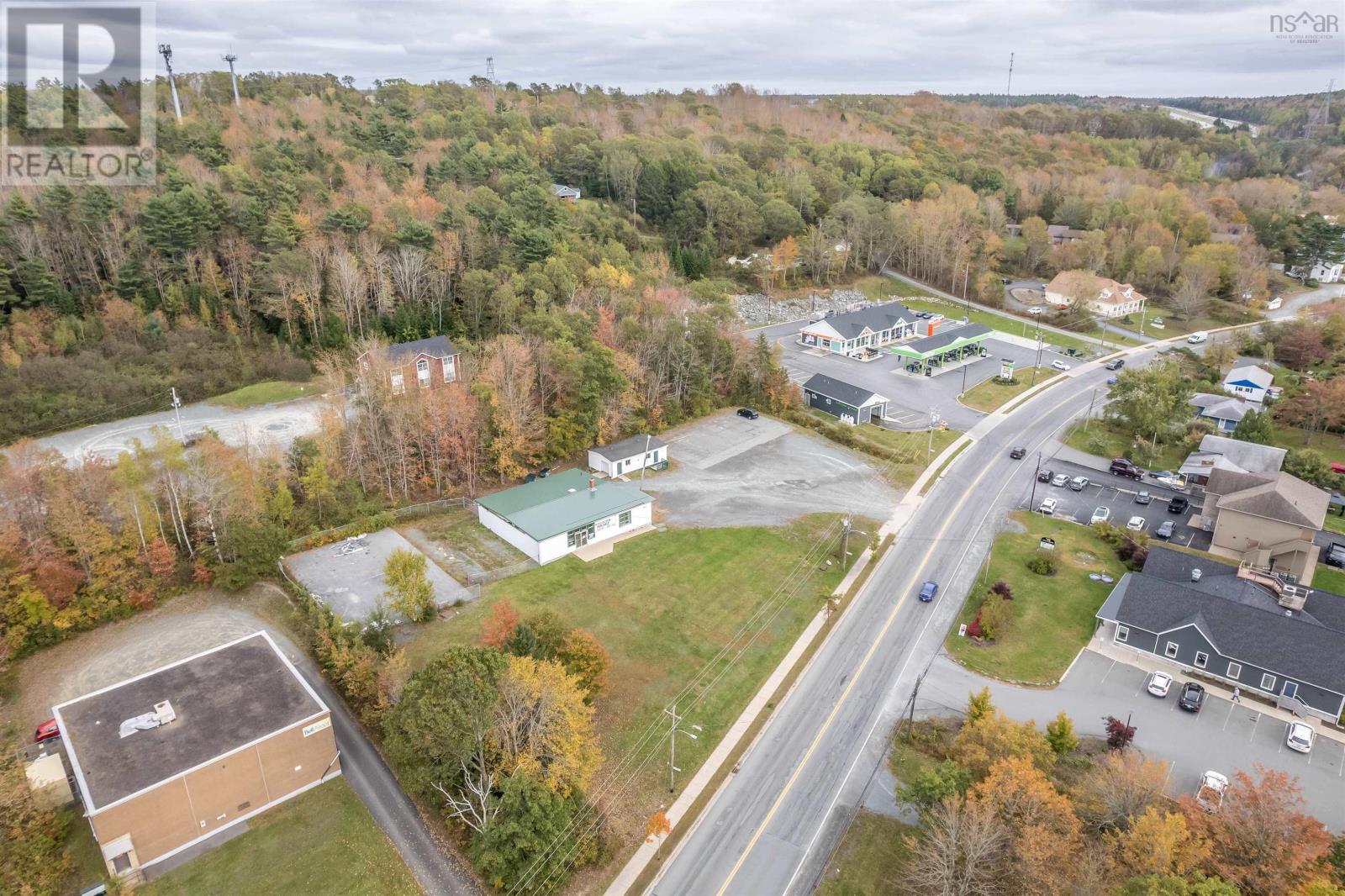 3182 Highway 2, Fall River, Nova Scotia  B2T 1J5 - Photo 11 - 202500989