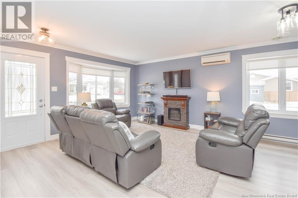 259 Rue Savard Street, Caraquet, New Brunswick  E1W 1A4 - Photo 21 - NB111293
