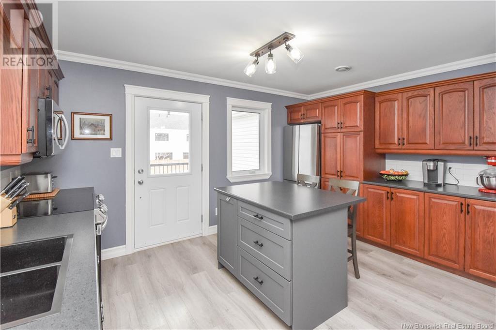 259 Rue Savard Street, Caraquet, New Brunswick  E1W 1A4 - Photo 27 - NB111293