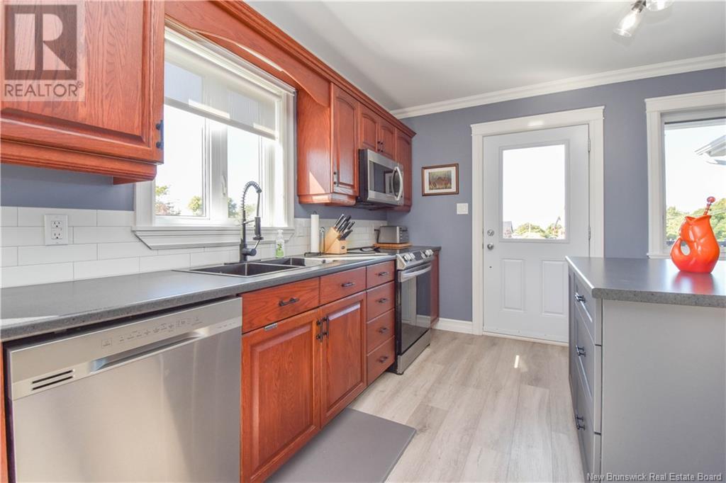 259 Rue Savard Street, Caraquet, New Brunswick  E1W 1A4 - Photo 29 - NB111293