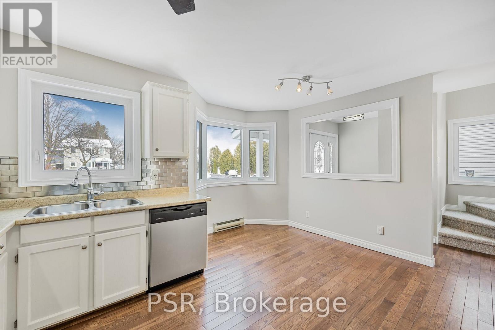 728 Ste Marie Street, Collingwood, Ontario  L9Y 4T5 - Photo 7 - S11924975