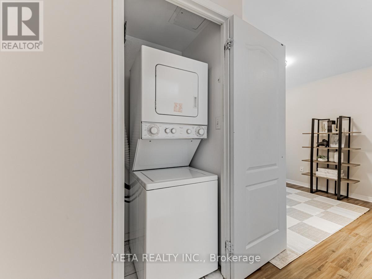 D9 - 108 Finch Avenue W, Toronto, Ontario  M2N 6W6 - Photo 18 - C11926336