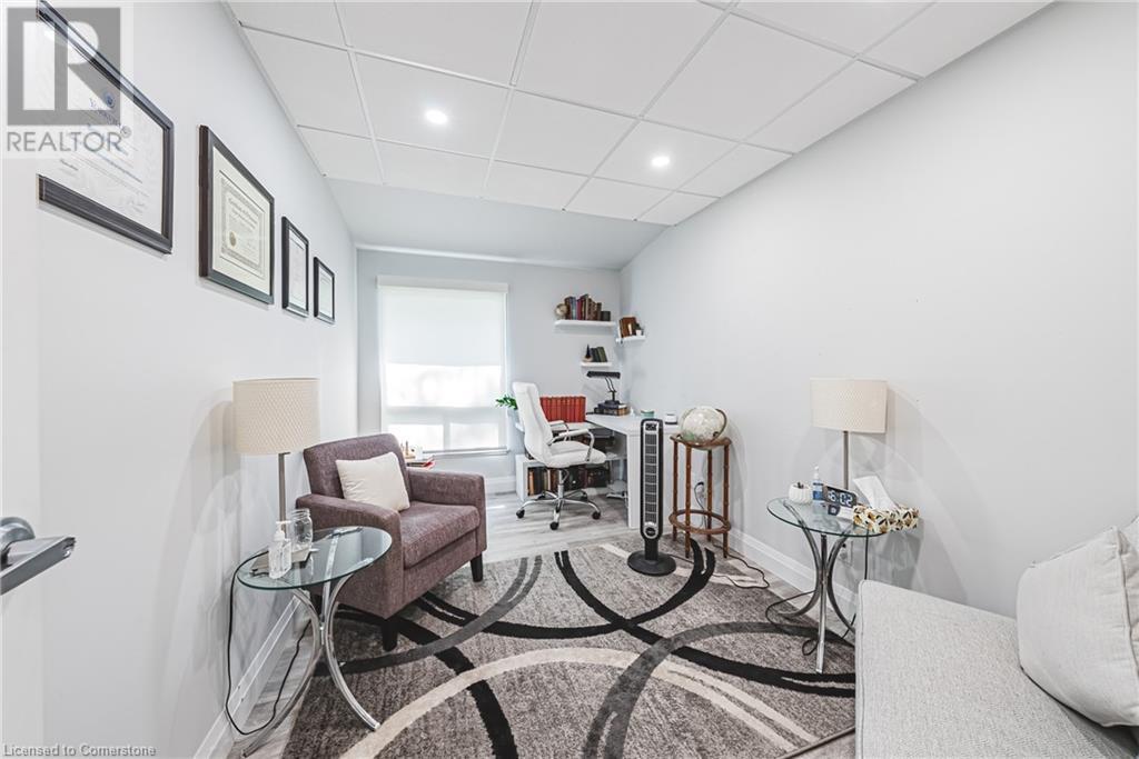 2 Heath Street, Hamilton, Ontario  L8H 3Y5 - Photo 16 - 40690667