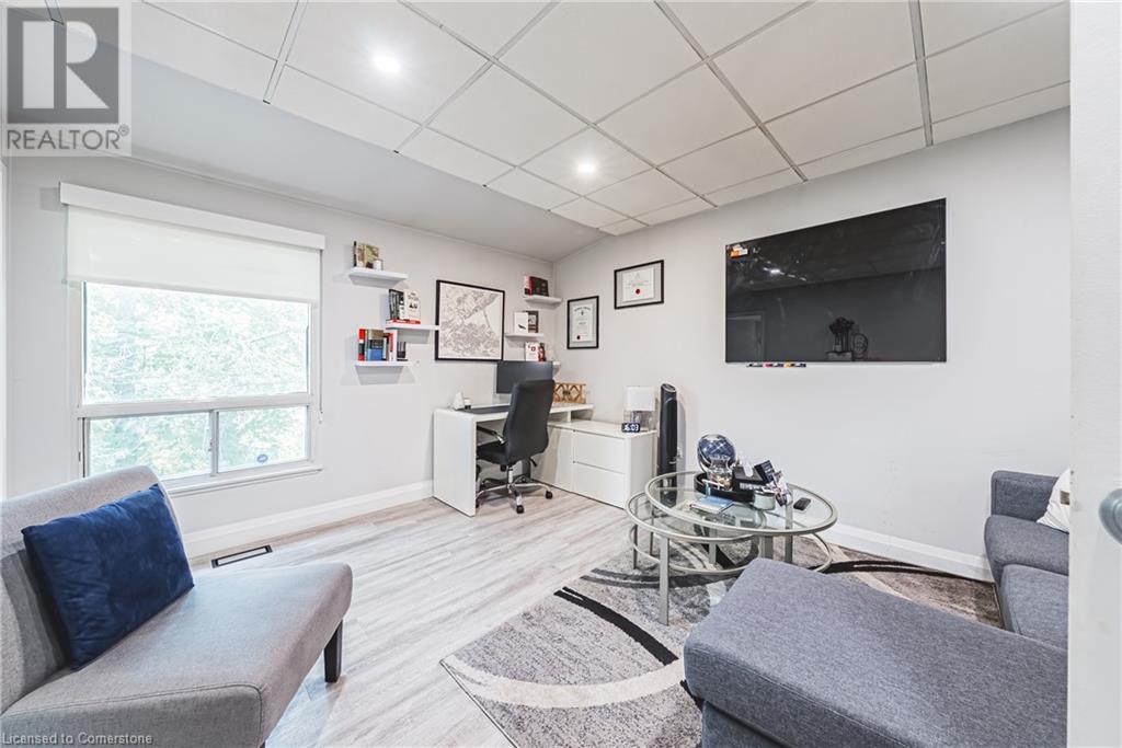 2 Heath Street, Hamilton, Ontario  L8H 3Y5 - Photo 18 - 40690667