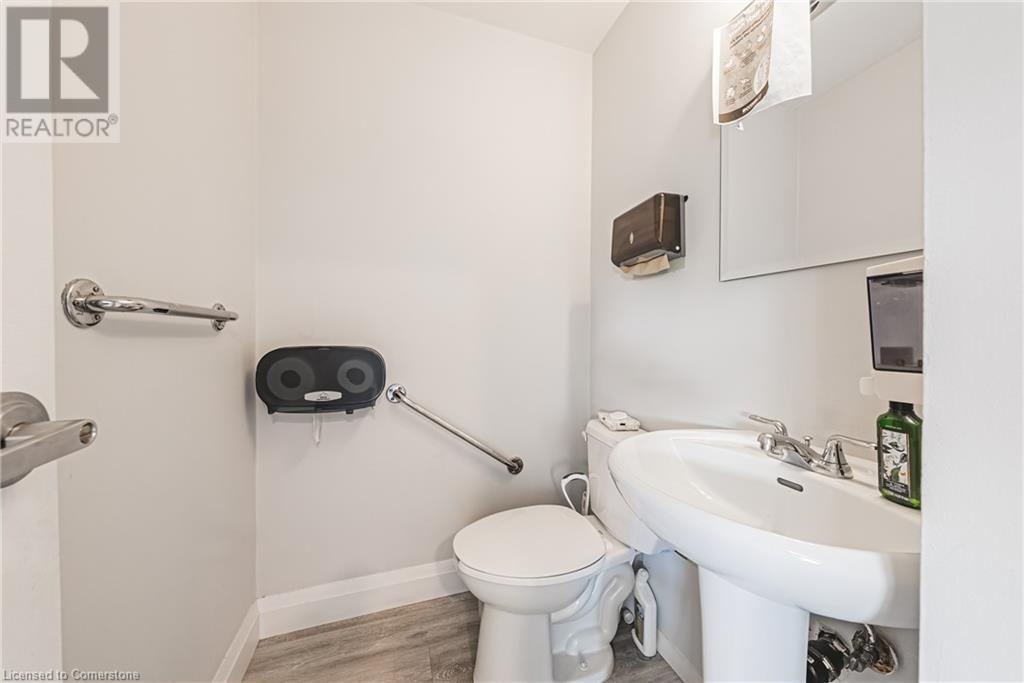 2 Heath Street, Hamilton, Ontario  L8H 3Y5 - Photo 41 - 40690667