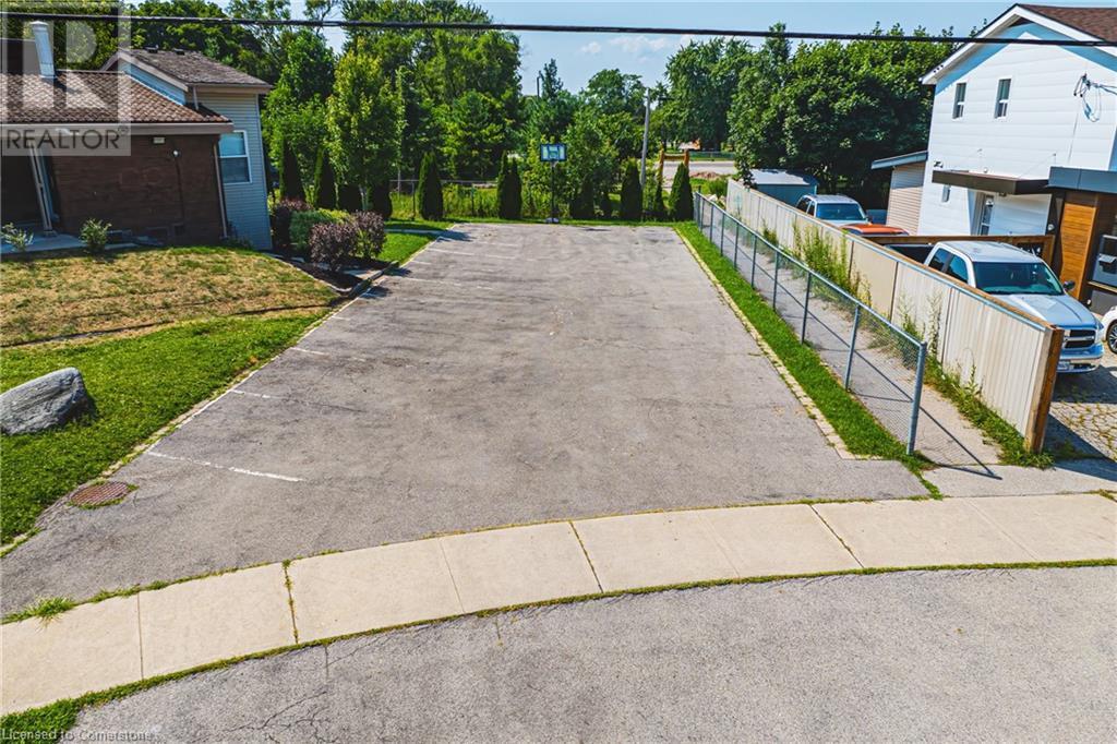 2 Heath Street, Hamilton, Ontario  L8H 3Y5 - Photo 46 - 40690667