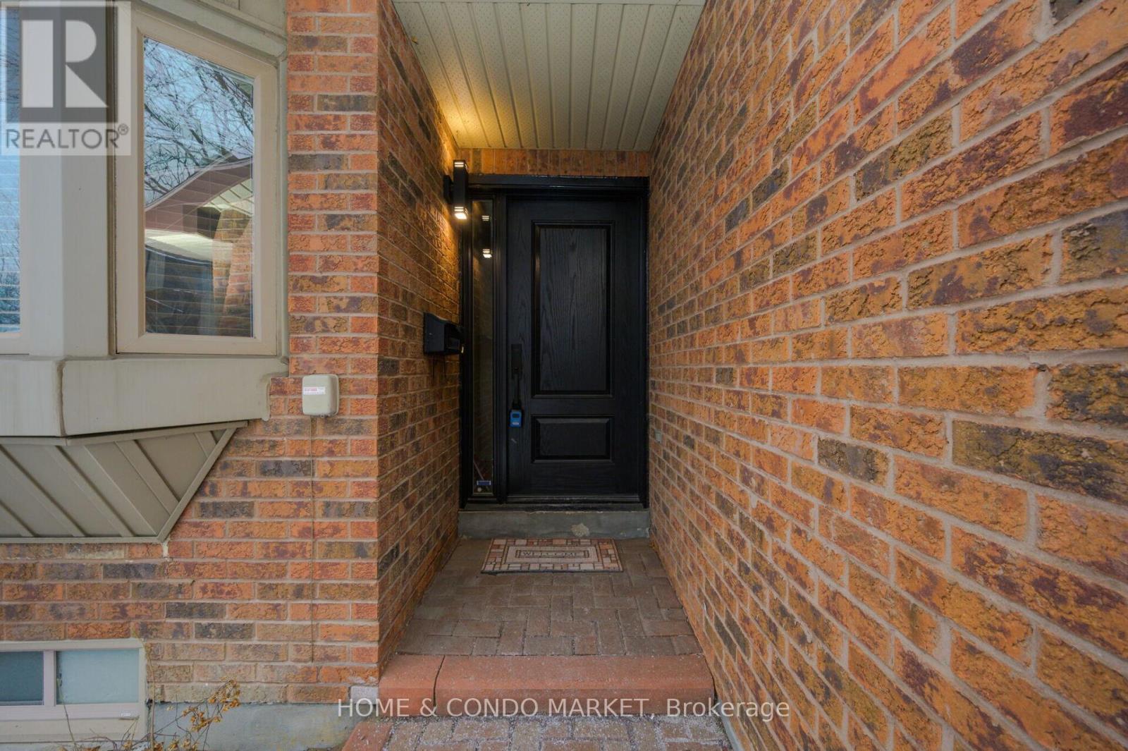 73 - 1200 Walden Circle, Mississauga, Ontario  L5J 4J9 - Photo 3 - W11926384