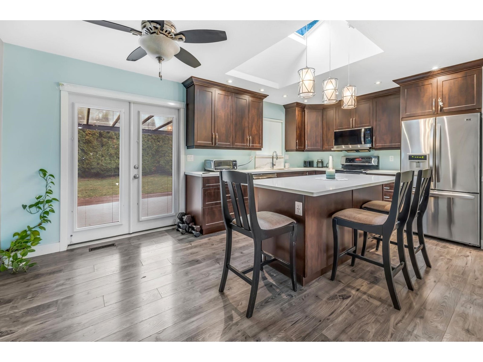 Property at 6346 183 STREET image 1