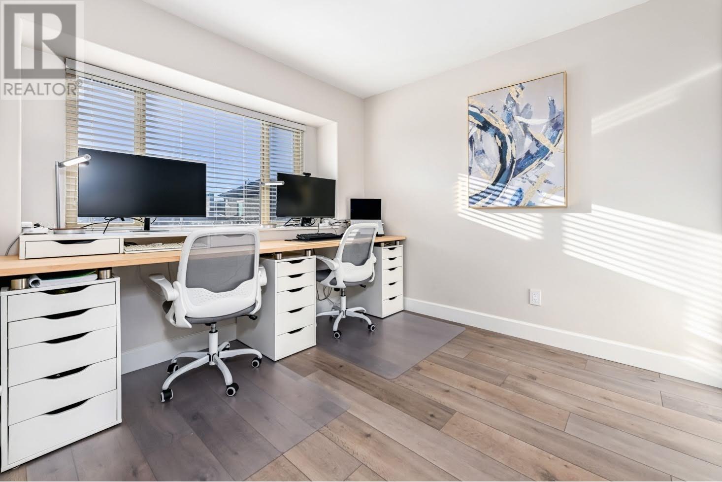 Listing Picture 12 of 30 : 795 E 52ND AVENUE, Vancouver / 溫哥華 - 魯藝地產 Yvonne Lu Group - MLS Medallion Club Member