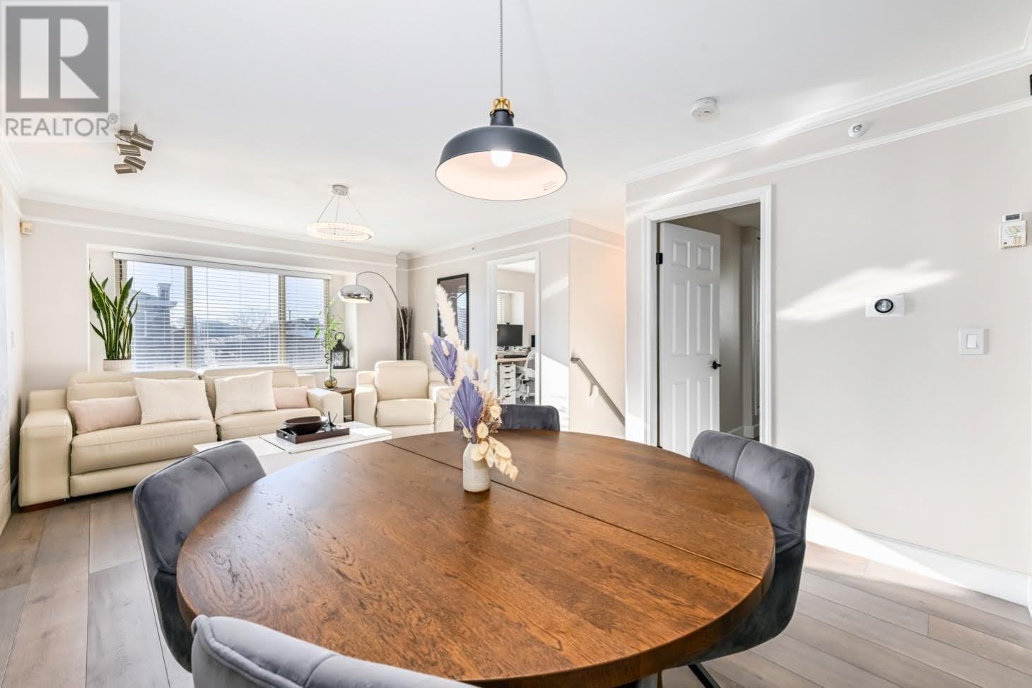 Listing Picture 5 of 30 : 795 E 52ND AVENUE, Vancouver / 溫哥華 - 魯藝地產 Yvonne Lu Group - MLS Medallion Club Member