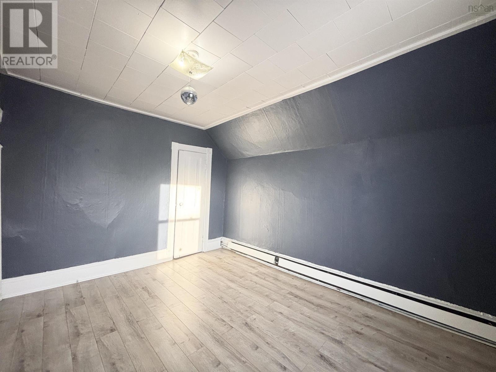 7 May Street, Glace Bay, Nova Scotia  B1A 3G6 - Photo 16 - 202501018