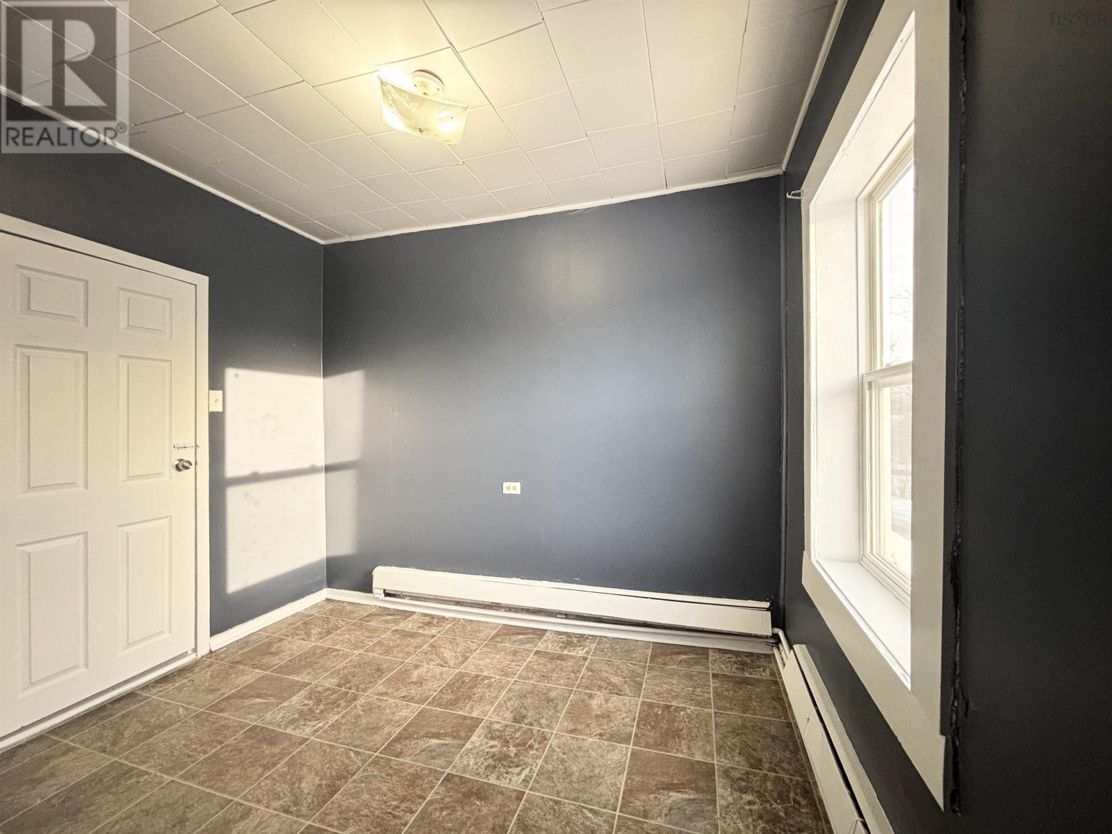 7 May Street, Glace Bay, Nova Scotia  B1A 3G6 - Photo 17 - 202501018