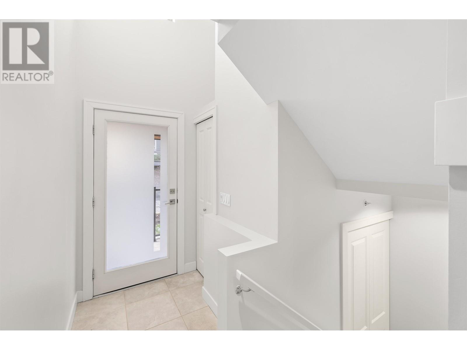 15 757 Orwell Street, North Vancouver, British Columbia  V7J 3K6 - Photo 5 - R2956690