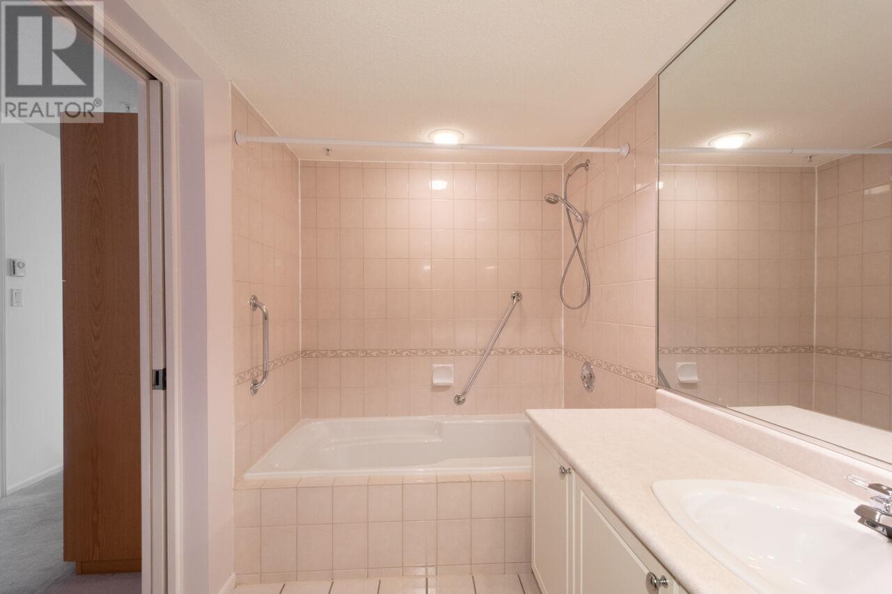 305 3670 Banff Court, North Vancouver, British Columbia  V7H 2Y7 - Photo 22 - R2956943