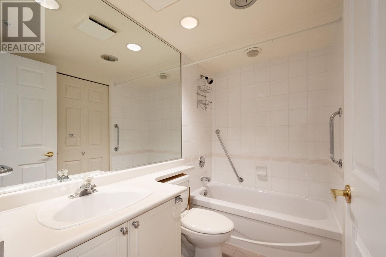 305 3670 Banff Court, North Vancouver, British Columbia  V7H 2Y7 - Photo 25 - R2956943