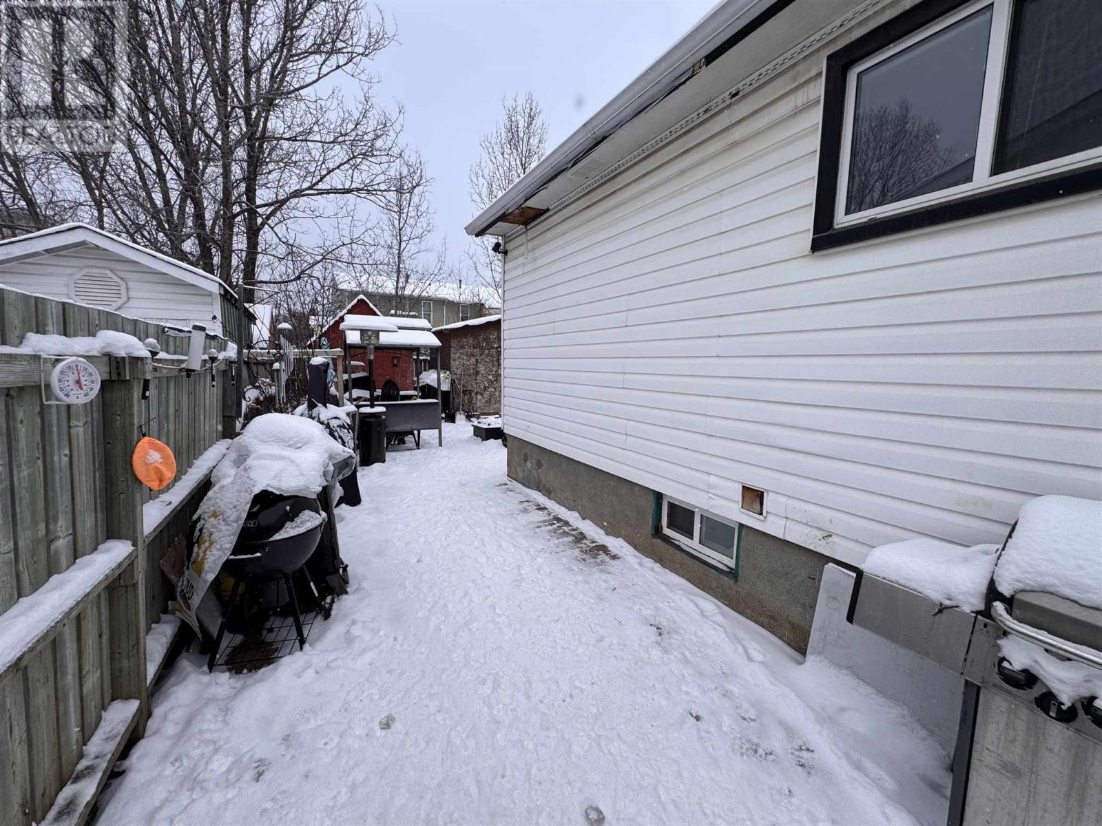 214 Picton Ave, Thunder Bay, Ontario  P7B 4Y2 - Photo 32 - TB250089