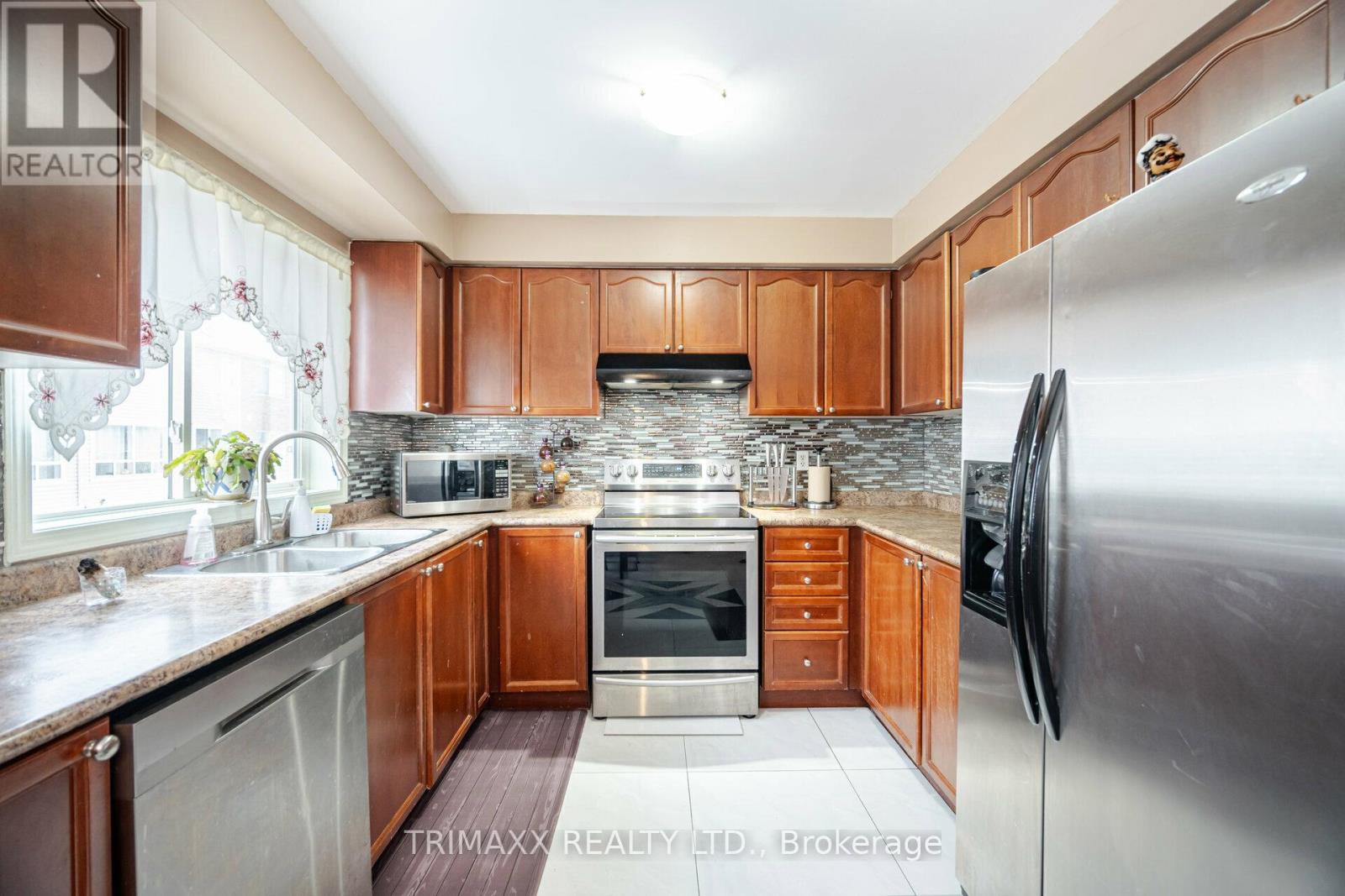 39 Decker Hollow Circle, Brampton, Ontario  L6X 0K9 - Photo 14 - W11926724