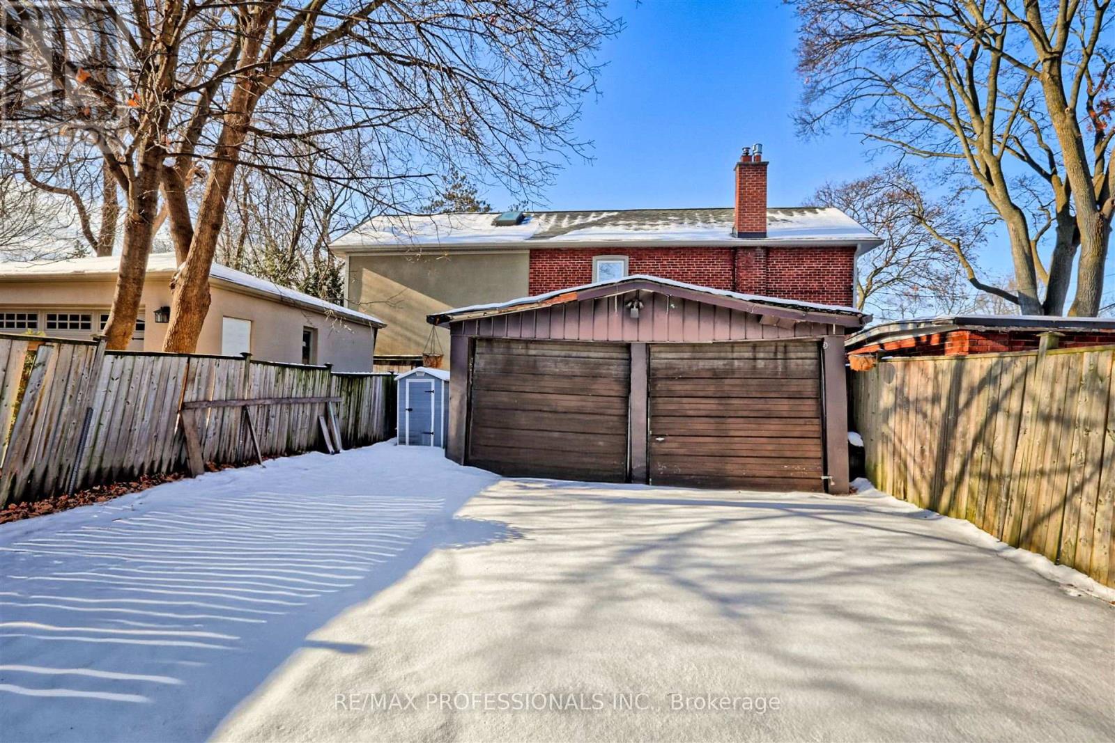 272 Windermere Avenue, Toronto, Ontario  M6S 3K5 - Photo 5 - W11926764