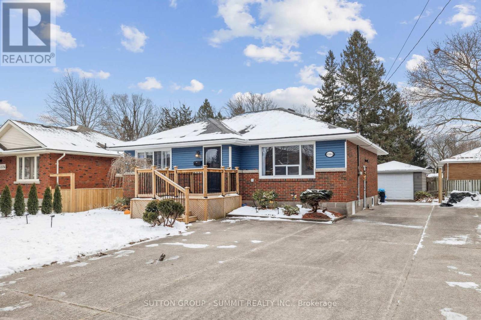 6384 STAMFORD GREEN DRIVE, Niagara Falls, Ontario