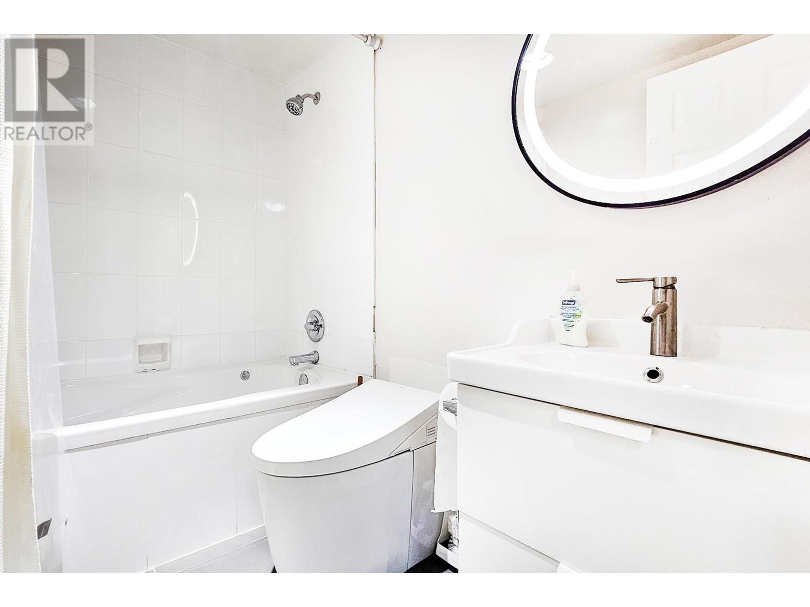 Listing Picture 8 of 17 : 1506 1188 HOWE STREET, Vancouver / 溫哥華 - 魯藝地產 Yvonne Lu Group - MLS Medallion Club Member