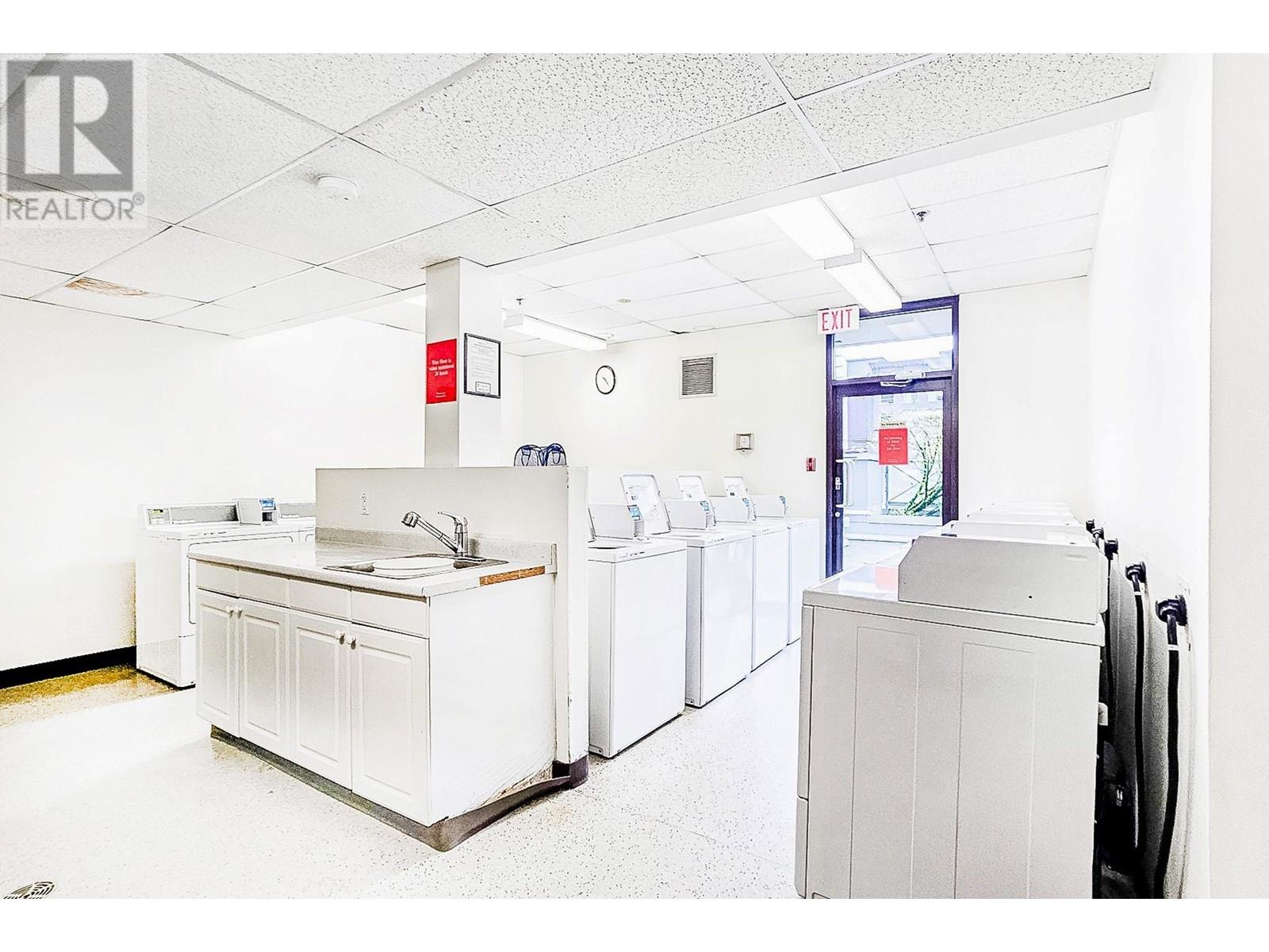 Listing Picture 13 of 17 : 1506 1188 HOWE STREET, Vancouver / 溫哥華 - 魯藝地產 Yvonne Lu Group - MLS Medallion Club Member