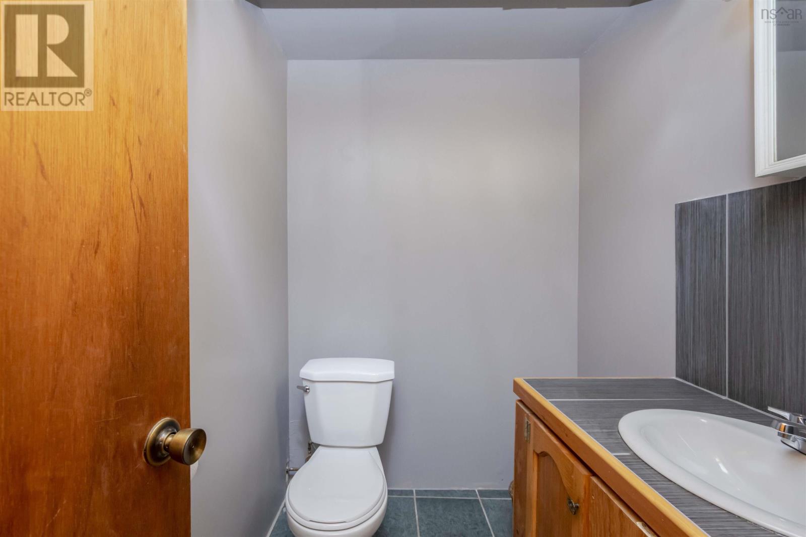 2008 Highway 224, Shubenacadie, Nova Scotia  B0N 2H0 - Photo 32 - 202501001