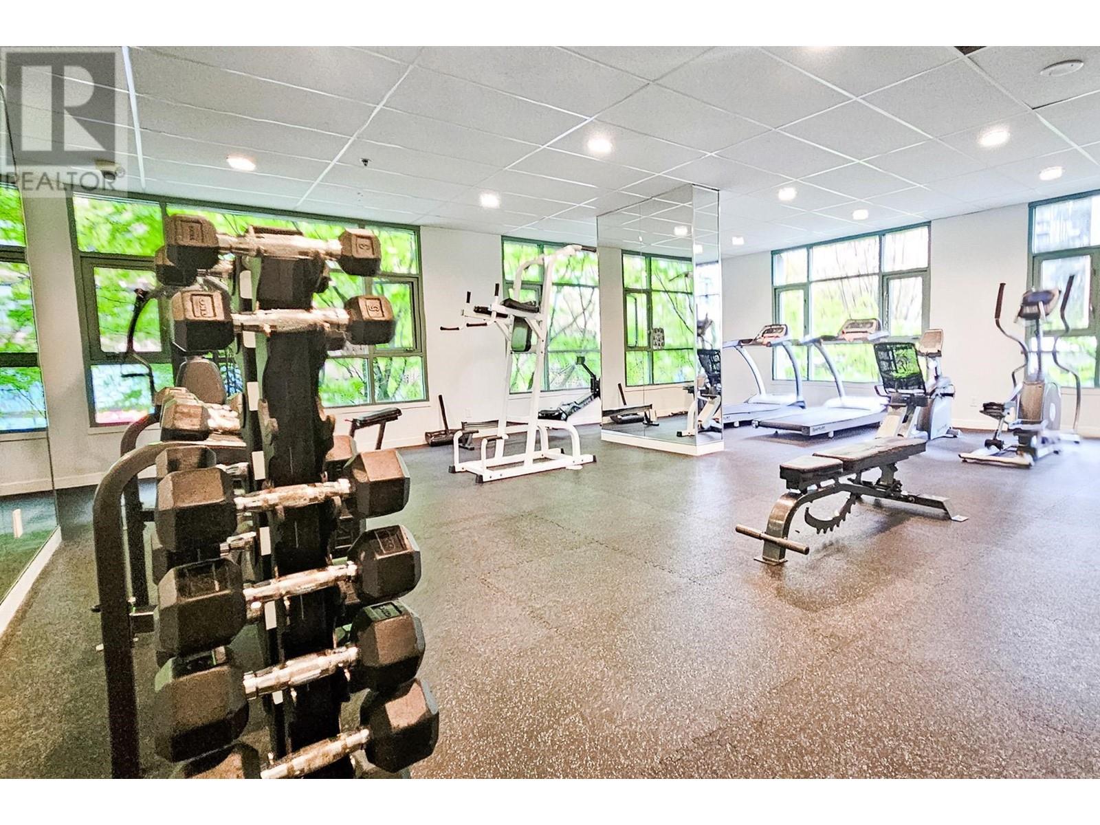 Listing Picture 12 of 17 : 1506 1188 HOWE STREET, Vancouver / 溫哥華 - 魯藝地產 Yvonne Lu Group - MLS Medallion Club Member