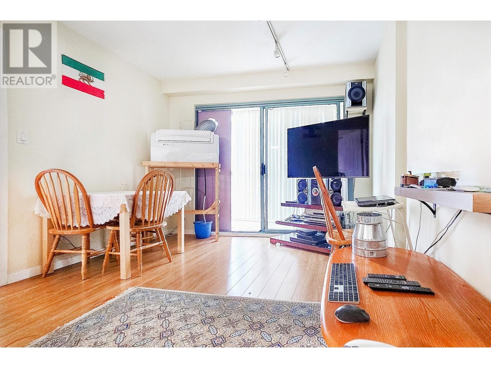 Listing Picture 6 of 17 : 1506 1188 HOWE STREET, Vancouver / 溫哥華 - 魯藝地產 Yvonne Lu Group - MLS Medallion Club Member