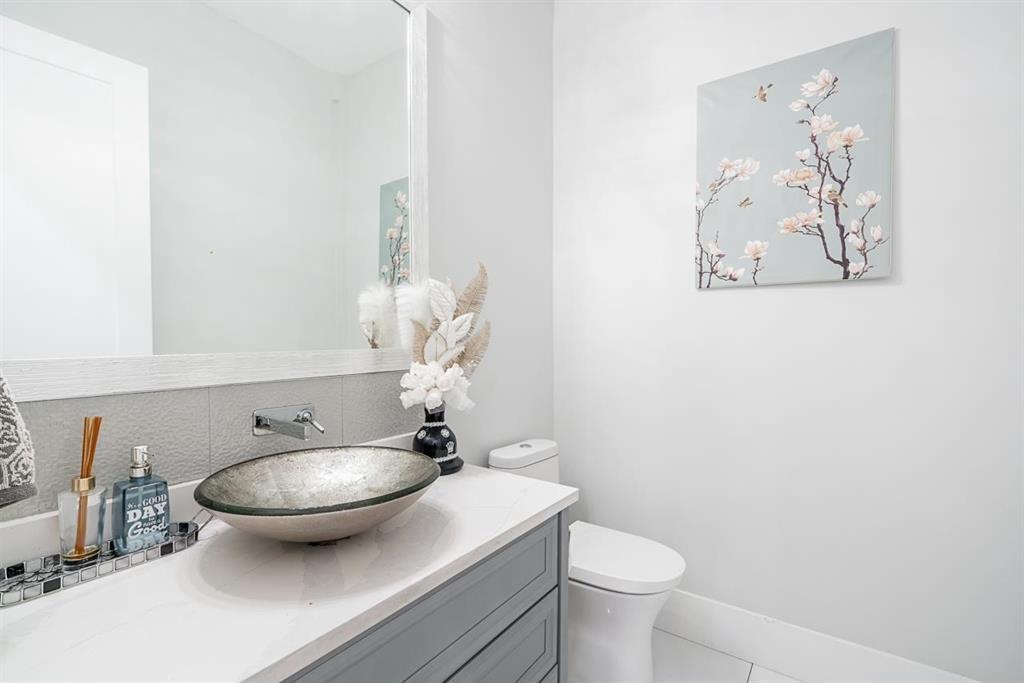 8821 Queen Mary Boulevard, Surrey, British Columbia  V3V 6P9 - Photo 4 - R2956288