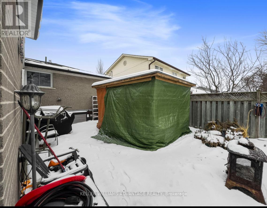 25 Moultrey Crescent, Halton Hills, Ontario  L7G 4N4 - Photo 36 - W11925933