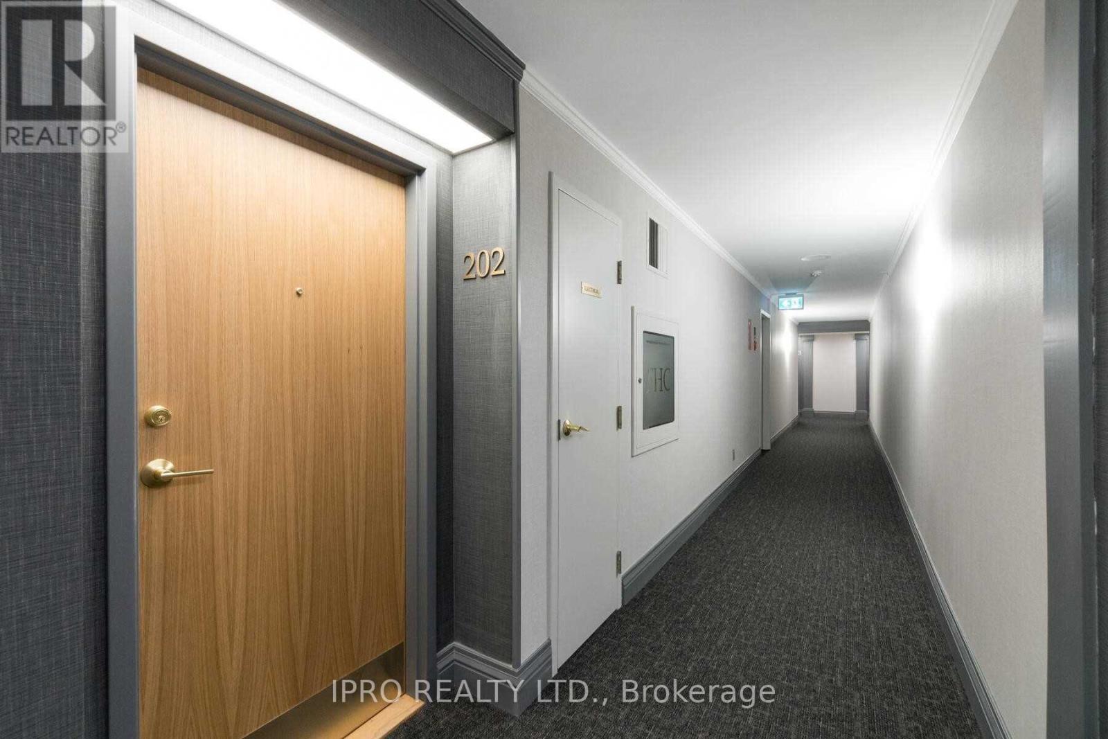Property at #202 - 330 MILL STREET image 4