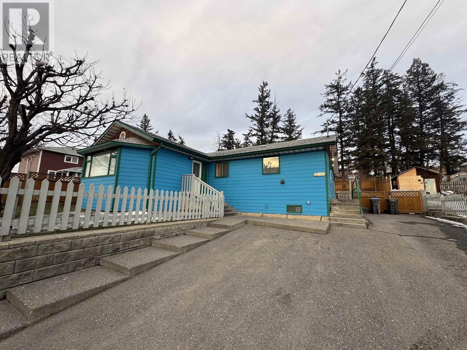 1184 N Mackenzie Avenue, Williams Lake, British Columbia  V2G 1P1 - Photo 1 - R2956760